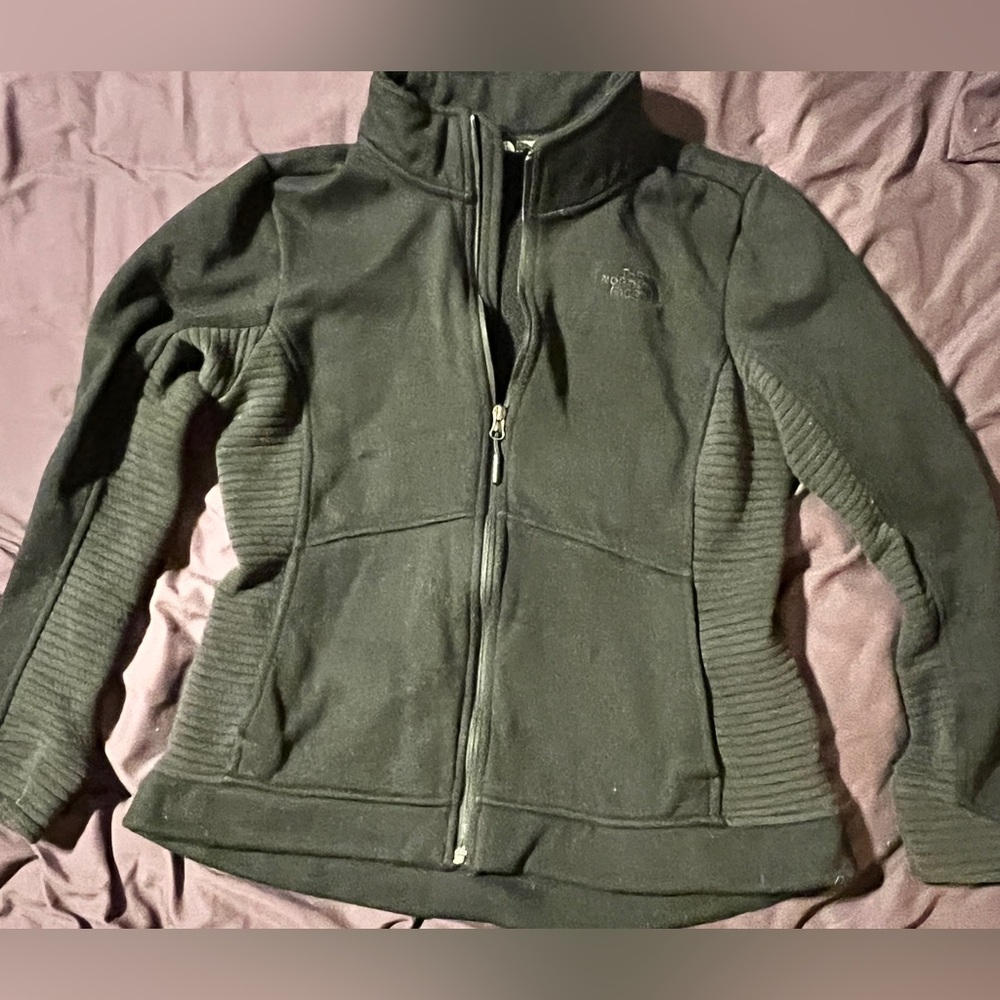 The North Face - Women's Skyline Full-Zip Fleece Jacket Size Medium ~Black